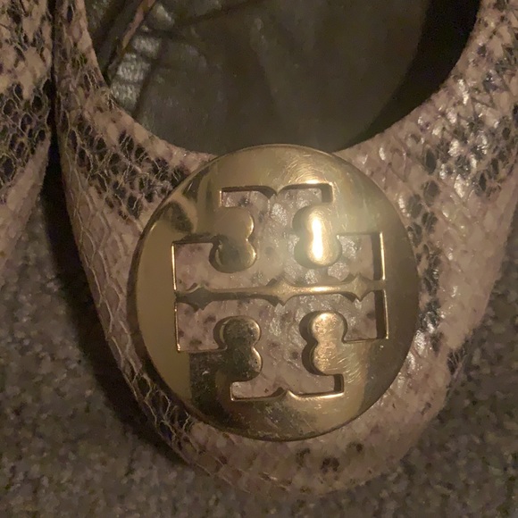 Tory Burch snakeskin flats - Picture 2 of 4